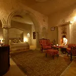 Hotel Traveller's Cave