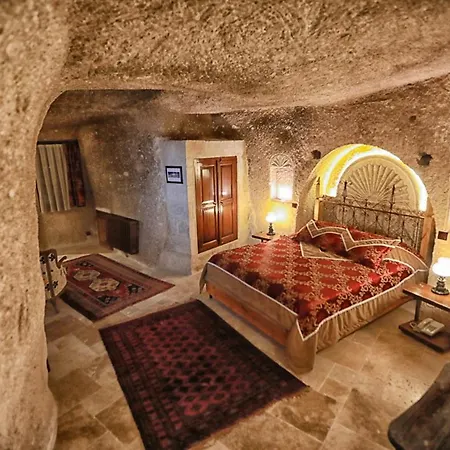 Traveller's Cave