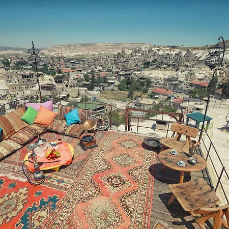 Otel Traveller's Cave 3*