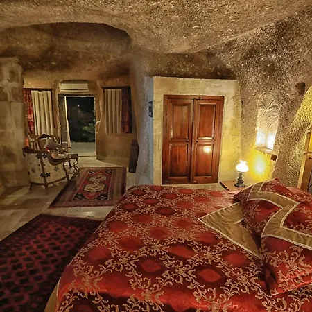 Otel Traveller's Cave 3*