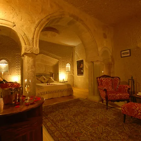 Hotel Traveller's Cave