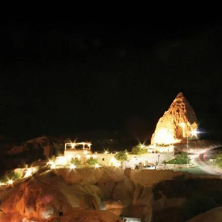 Traveller's Cave