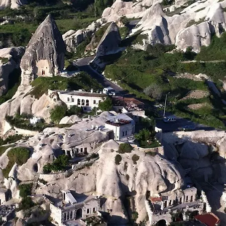 Traveller's Cave