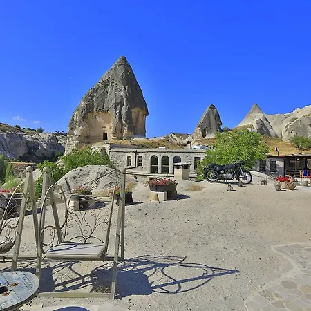 Otel Traveller's Cave 3*