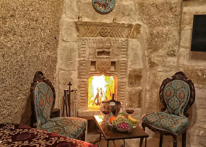 Hotel Traveller's Cave 3*