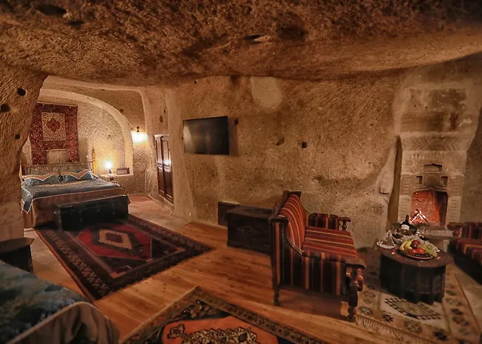 Traveller's Cave Hotel