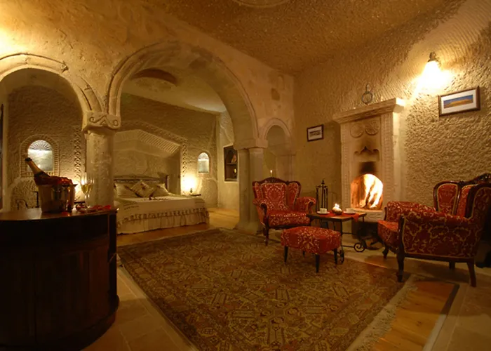 Hotel Traveller's Cave